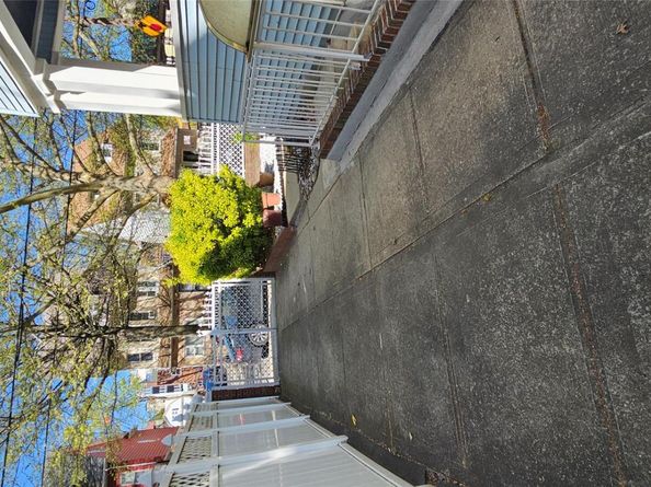 627 E 32nd Street, Brooklyn NY 11210
