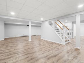 3 Ada Lane, Setauket NY 11733