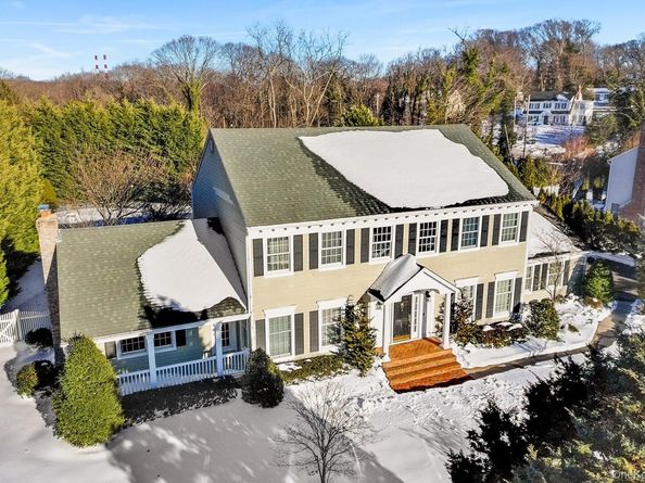 3 Ada Lane, Setauket NY 11733