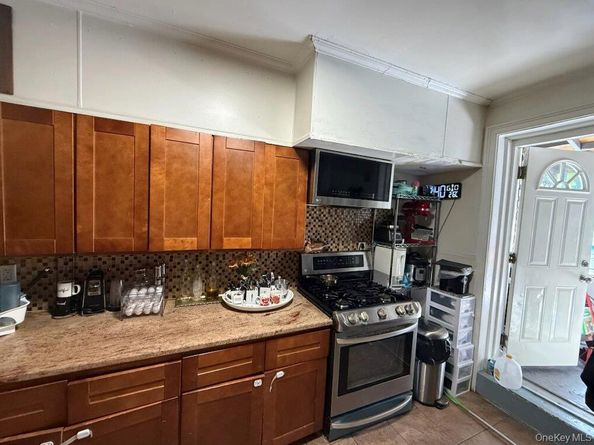 272 Nichols Avenue, Brooklyn NY 11208
