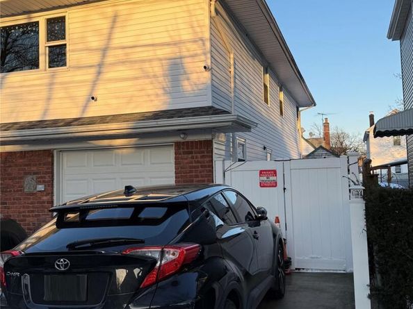 137-31 170th Street, Jamaica NY 11434