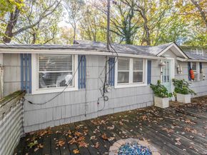 47 Woodcliff Trail, Baiting Hollow NY 11933