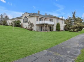 236 Altessa Boulevard, Melville NY 11747