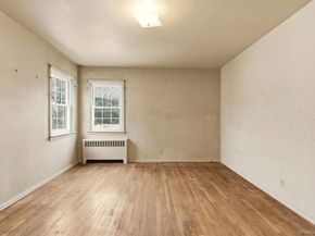 208 Weyford Terrace, Garden City NY 11530