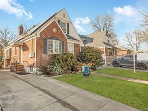 6722 166th Street, Fresh Meadows NY 11365