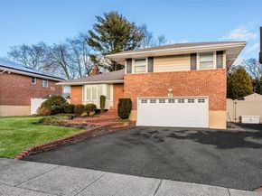 26 Glenwood Road, Plainview NY 11803