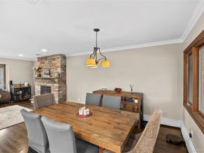 26 Glenwood Road, Plainview NY 11803