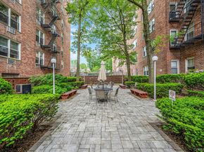 54-40 Little Neck Parkway 4F, Little Neck NY 11362