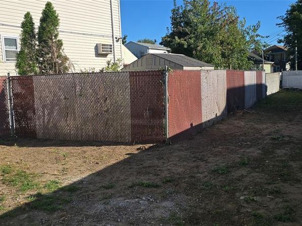 14602 180th Street, Springfield Gardens NY 11434