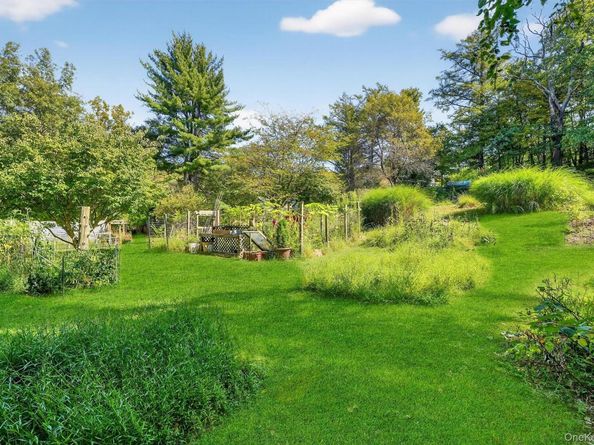 1795 Hunterbrook Road, Yorktown Heights NY 10598