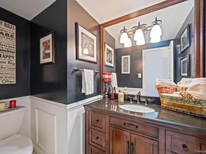 26 Sleepy Hollow Lane, Dix Hills NY 11746