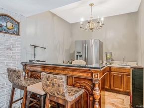 26 Sleepy Hollow Lane, Dix Hills NY 11746