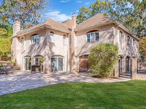 26 Sleepy Hollow Lane, Dix Hills NY 11746