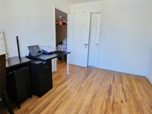 140-32 Cherry Avenue 5D, Flushing NY 11355