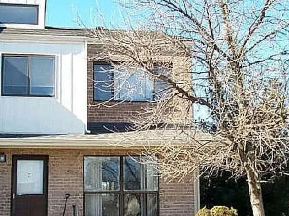 21 Vanderbilt Way 21, Valley Stream NY 11581