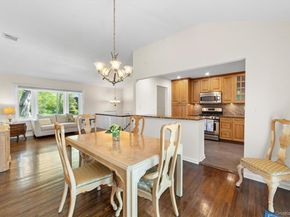 14 Skywood Court, Yonkers NY 10710