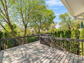 14 Skywood Court, Yonkers NY 10710