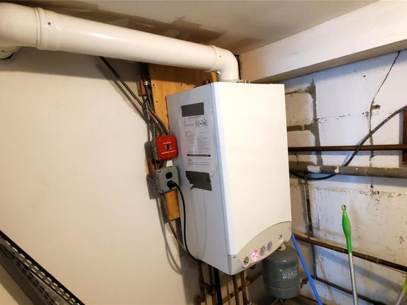 318 Beach 42nd Street, Arverne NY 11691