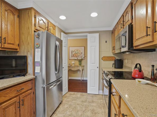 500 High Point Drive 703, Hartsdale NY 10530