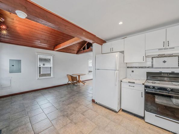 8 Eastern Concourse, Amityville NY 11701