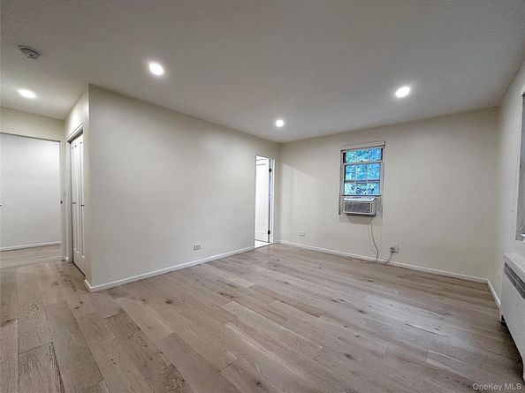 5 Campus Place 2B, Scarsdale NY 10583