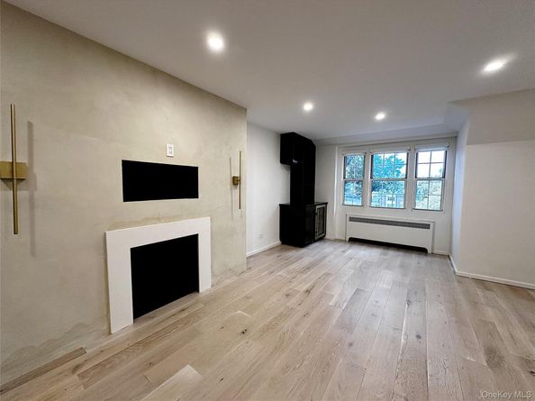 5 Campus Place 2B, Scarsdale NY 10583