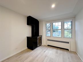 5 Campus Place 2B, Scarsdale NY 10583