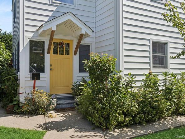 1 Leo Street, Patchogue NY 11772