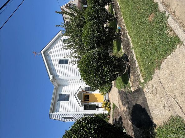 1 Leo Street, Patchogue NY 11772