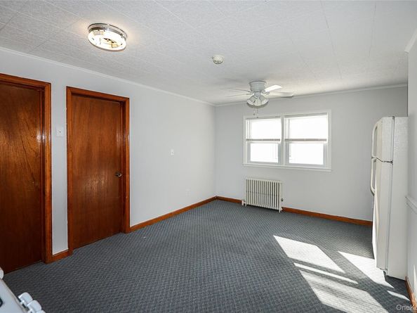 23 Stratford, Williston Park NY 11596