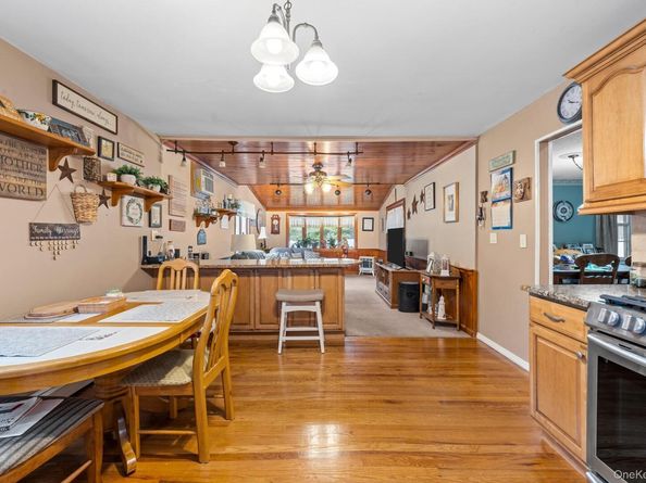 438 Lillian Boulevard, Holbrook NY 11741
