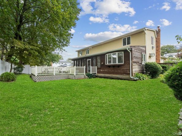 438 Lillian Boulevard, Holbrook NY 11741