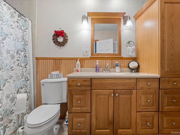 438 Lillian Boulevard, Holbrook NY 11741