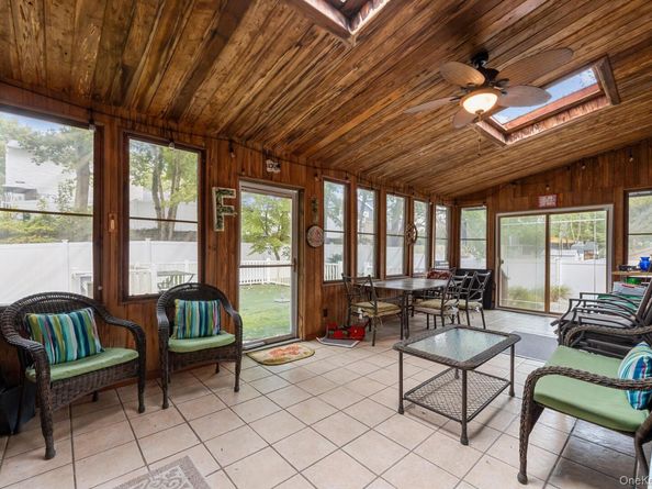 438 Lillian Boulevard, Holbrook NY 11741