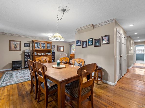 438 Lillian Boulevard, Holbrook NY 11741
