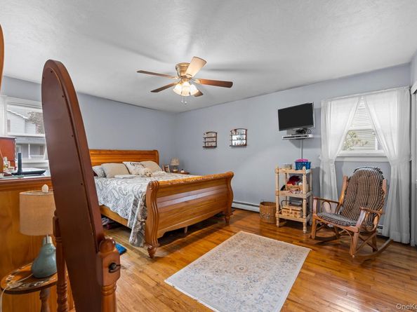 438 Lillian Boulevard, Holbrook NY 11741