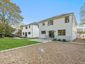 47 Netz Place, Albertson NY 11507