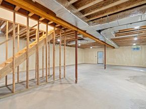 47 Netz Place, Albertson NY 11507