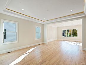 47 Netz Place, Albertson NY 11507