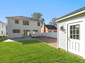 47 Netz Place, Albertson NY 11507