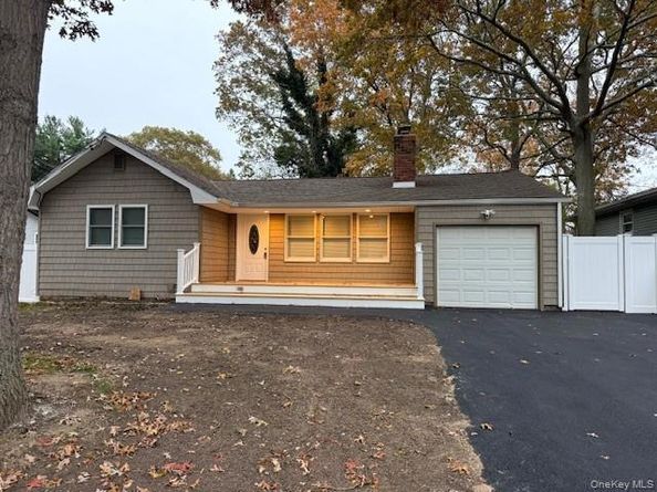 70 Patchogue Avenue, Mastic NY 11950