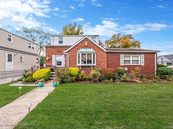 163 Crest Avenue, Elmont NY 11003