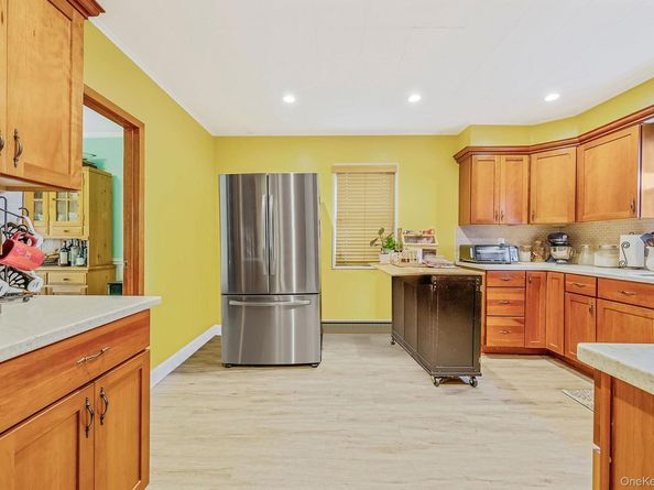 163 Crest Avenue, Elmont NY 11003