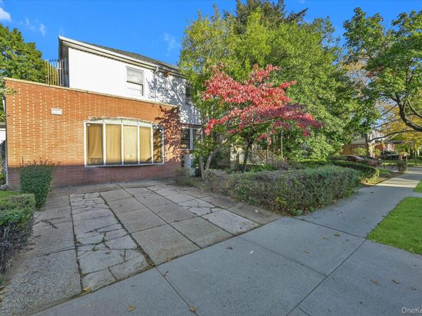 147-01 70th Avenue, Kew Garden Hills NY 11367