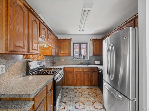 1815 Mahan Avenue, Bronx NY 10461