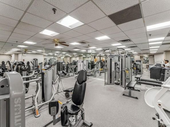 27110 Grand Central Parkway 2E, Floral Park NY 11005