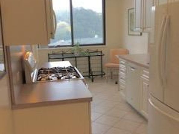 27110 Grand Central Parkway 2E, Floral Park NY 11005