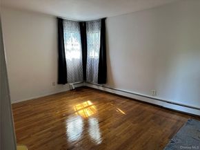 676 Bohemia Parkway, Sayville NY 11782