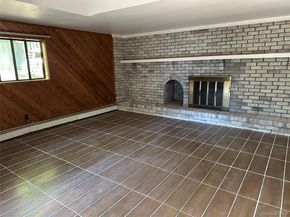 676 Bohemia Parkway, Sayville NY 11782