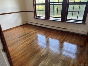 676 Bohemia Parkway, Sayville NY 11782